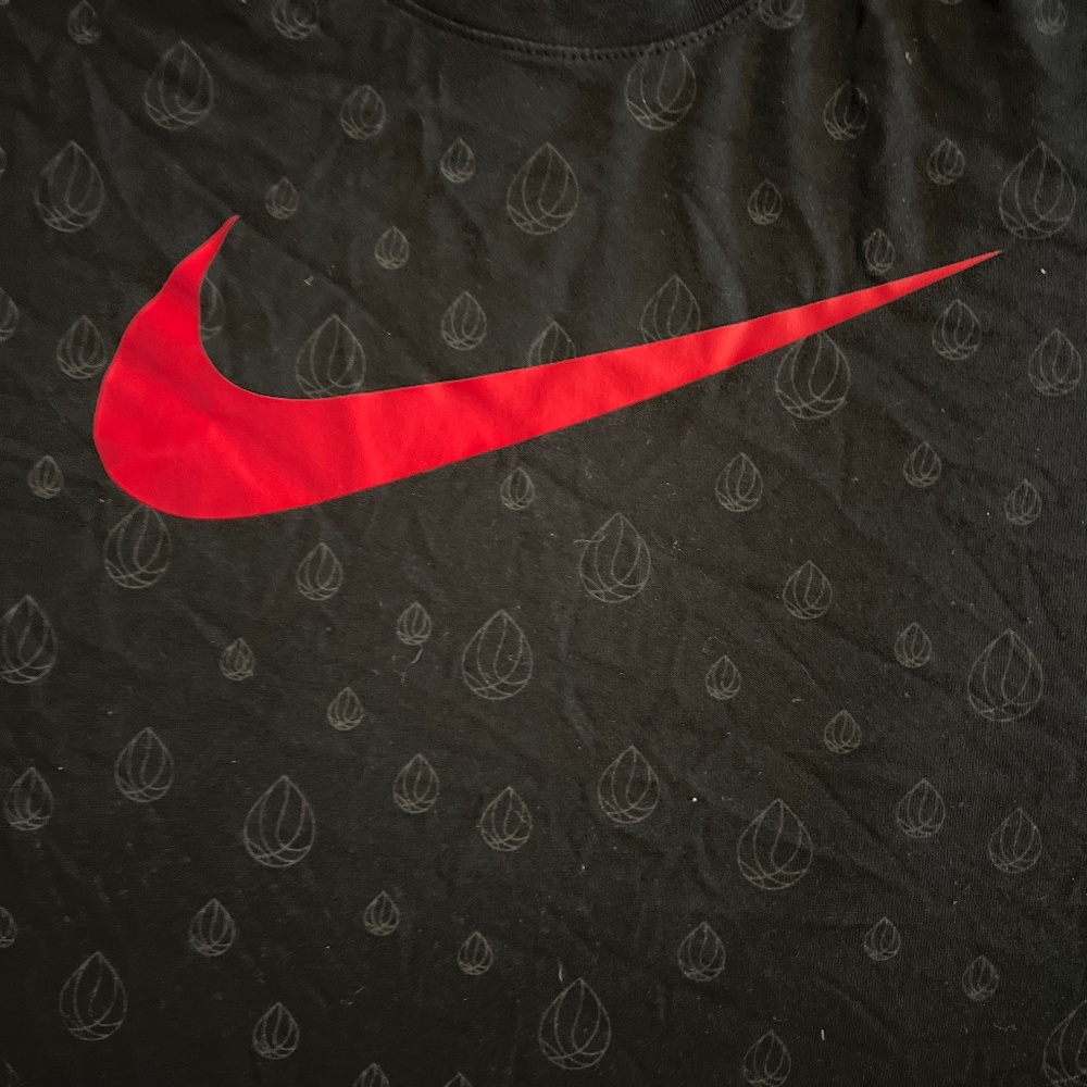Th Nike Tee
